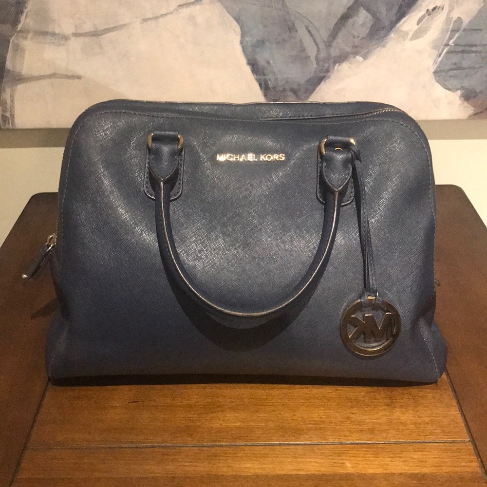 Like new! Authentic Michael Kors purse